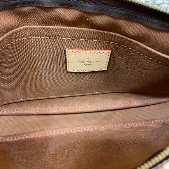 SOLD Louis Vuitton Multi Pochette Accessories Bag - Picture 10 of 12